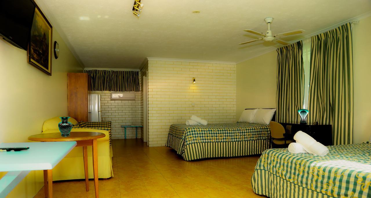 The Queenslander Motel Gold Coast Exterior foto
