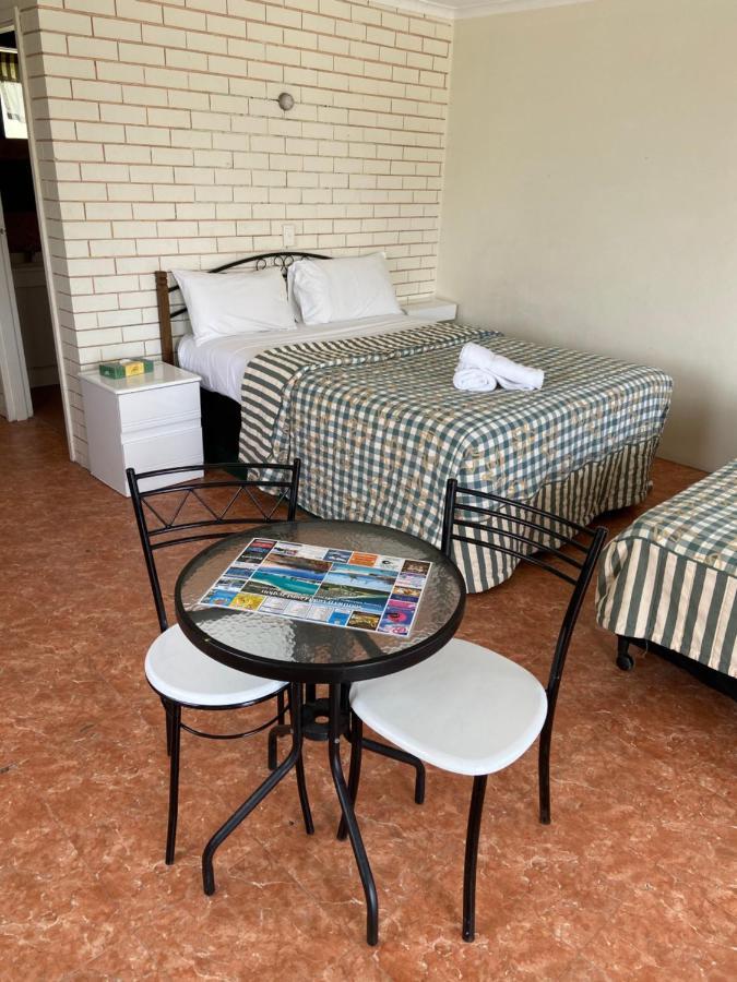 The Queenslander Motel Gold Coast Exterior foto